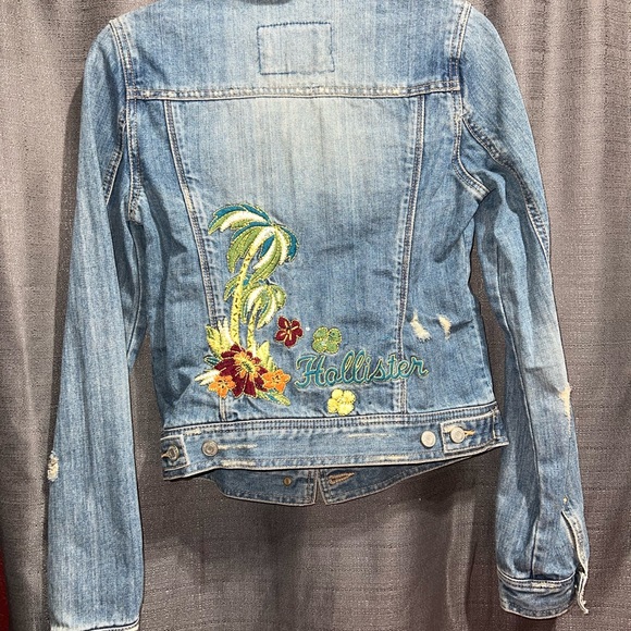 Hollister Floral Cali Jean Jacket - Picture 6 of 6